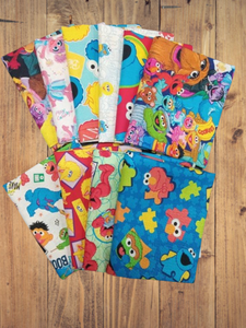 10 Fat Quarters - Assorted Sesame Street Fat Quarter Bundle