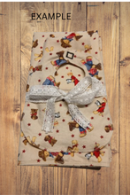 Load image into Gallery viewer, Handmade Blanket, Burp Rag/ Security Blanket, and Bib Angels
