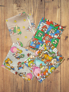 4 Fat Quarters - Assorted Mario Fat Quarter Bundle