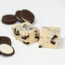 Load image into Gallery viewer, Valley Fudge &amp; Candy-Cookies &amp; Cream Fudge (1/2 lb Package)
